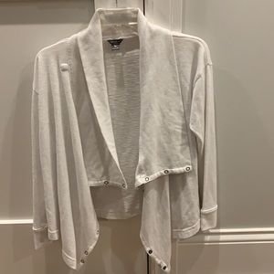 Eddie Bauer White Wrap.